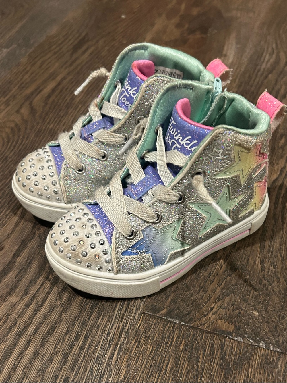 Twinkle Toes Glitter Star High-Top Sneakers - Pastel Rainbow Size 7 toddler